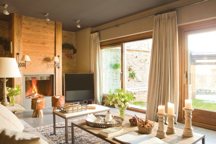 Обновлённый старинный дом в испанских Пиренеях