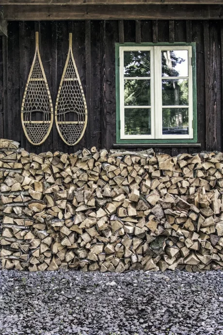 Деревянная хижина площадью 65 м2 фотографов Ури Гольмана и Хелле Олсен в Дании