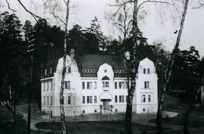 Квартира в доме 1907 года в Стокгольме (86 м2)