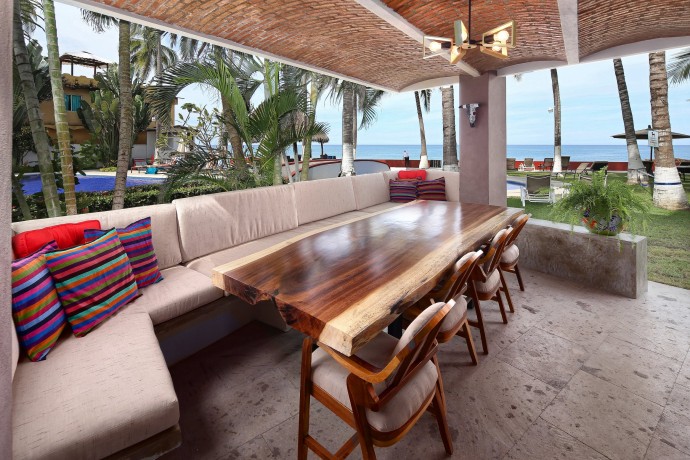 Гостиница Casa Palmar на берегу океана в деревне Саюлита, Наярит, Мексика Гостиница Casa Palmar на берегу океана в деревне Саюлита, Наярит, Мексика