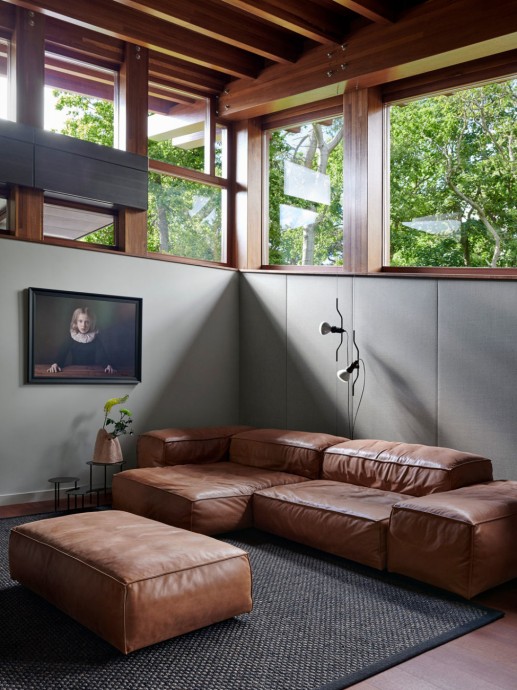 Деревянная вилла посреди леса недалеко от села Берген, Нидерланды Деревянная вилла посреди леса недалеко от села Берген, Нидерланды