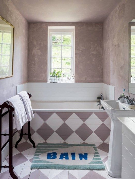 Дом колориста британского производителя красок и обоев Farrow & Ball Джоа Стадхолм в Сомерсете Дом колориста британского производителя красок и обоев Farrow & Ball Джоа Стадхолм в Сомерсете