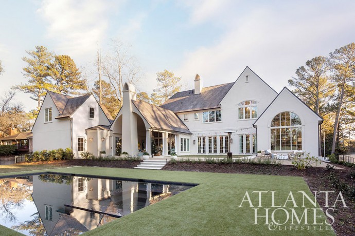 Выставочный дом Home for the Holidays Showhouse в Атланте, оформленный несколькими дизайнерами Выставочный дом Home for the Holidays Showhouse в Атланте, оформленный несколькими дизайнерами