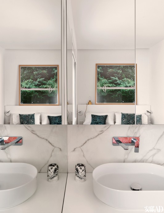 Квартира дизайнера Ламы Хурани и президента Louis Vuitton в Китае Рамона Роса в Барселоне