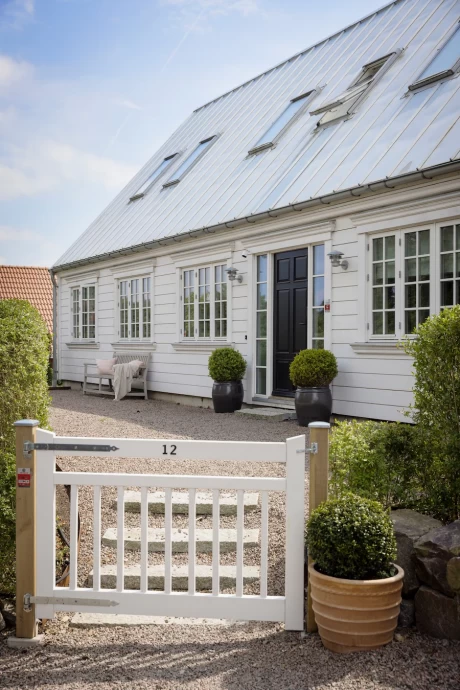 Дом дизайнера Терезы Тролль Штайен в старой рыбацкой деревне Арильд, Сконе, Швеция