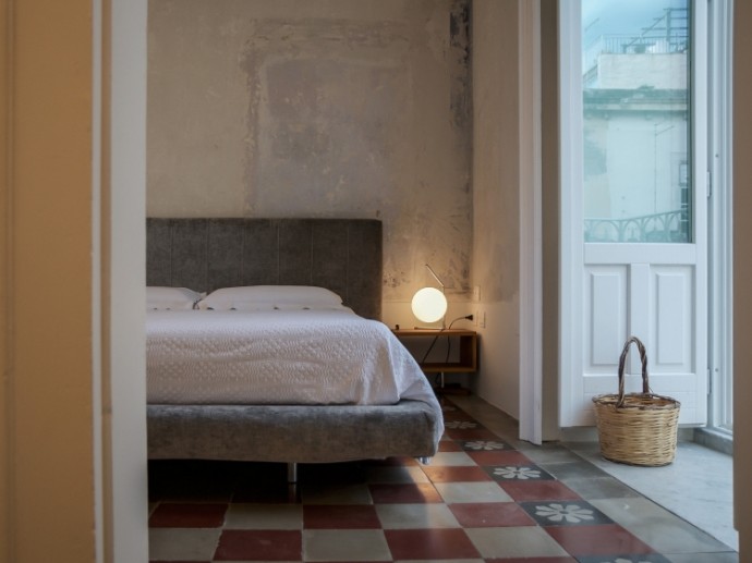 Апартаменты в красивом историческом особняке на Сицилии