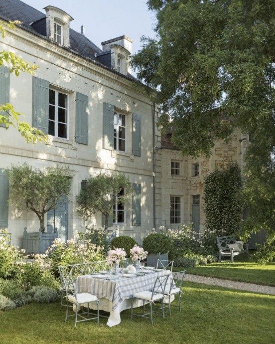 Загородный дом парижского дизайнера Томаса Буга в долине Луары, Франция