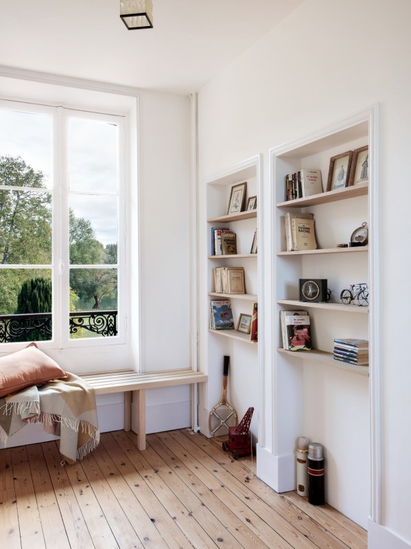 Отель типа B&B ("постель и завтрак") Riverside House недалеко от Парижа