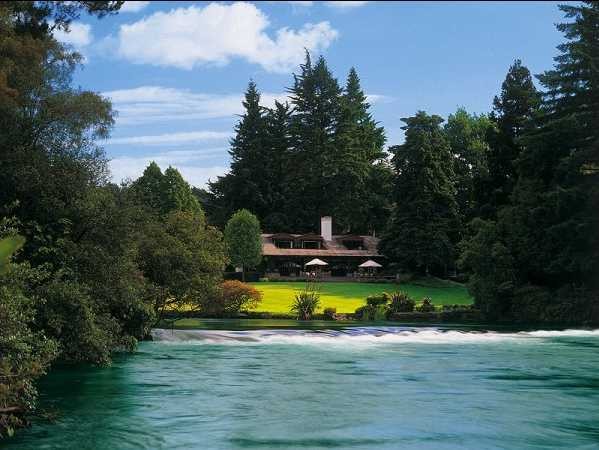 Отель Huka Lodge в Новой Зеландии