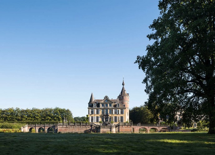 Замок известного бельгийского дизайнера Акселя Вервордта