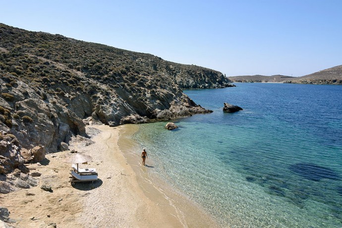 Вилла с собственным пляжем на греческом острове Андрос