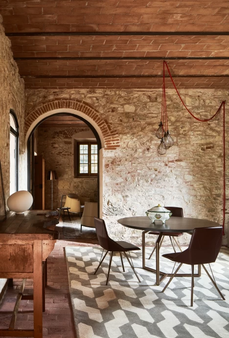 Дом художницы-галеристки Широ Мучири в Тоскане, Италия