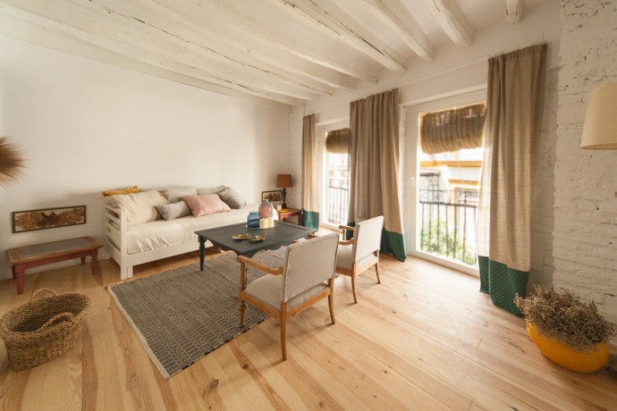 Две квартиры в Севилье (Испания), предназначенные для сдачи в аренду