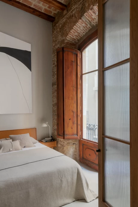 Квартира в доме 1936 года постройки в Барселоне (49 м2) Квартира в доме 1936 года постройки в Барселоне (49 м2)