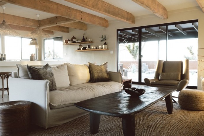 Минималистичный дизайн виллы в калифорнийской пустыне