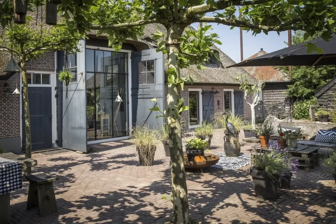 Обновлённый старинный фермерский дом в Нидерландах