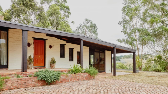 Дом 1978 года постройки в Херстбридже, Виктория, Австралия