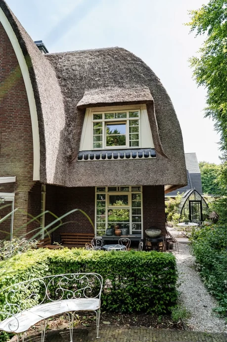 Дом 2010 года постройки недалеко от Амстердама