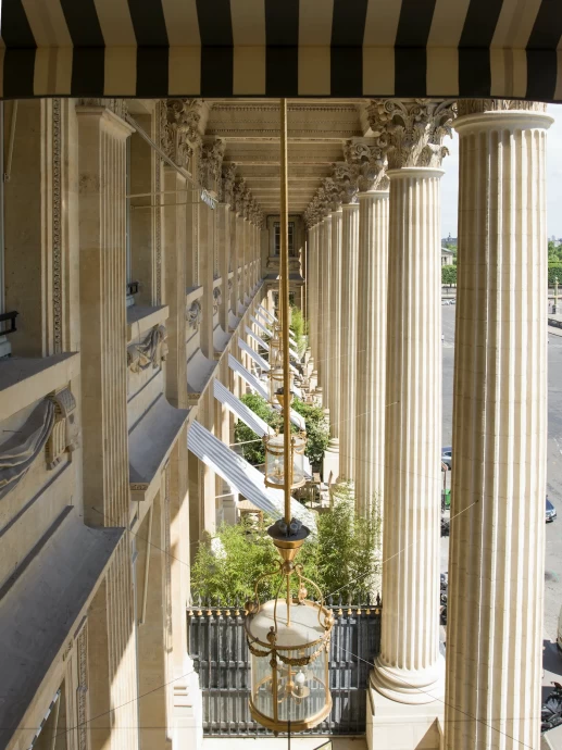 Люкс в парижском отеле класса люкс Crillon