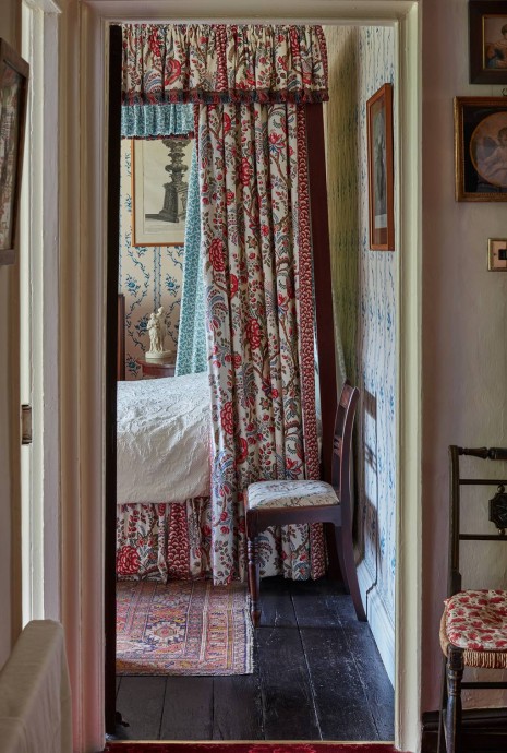 Дом историка и писателя Джона Мартина Робинсона на окраине деревни Барбон, Ланкашир, Великобритания