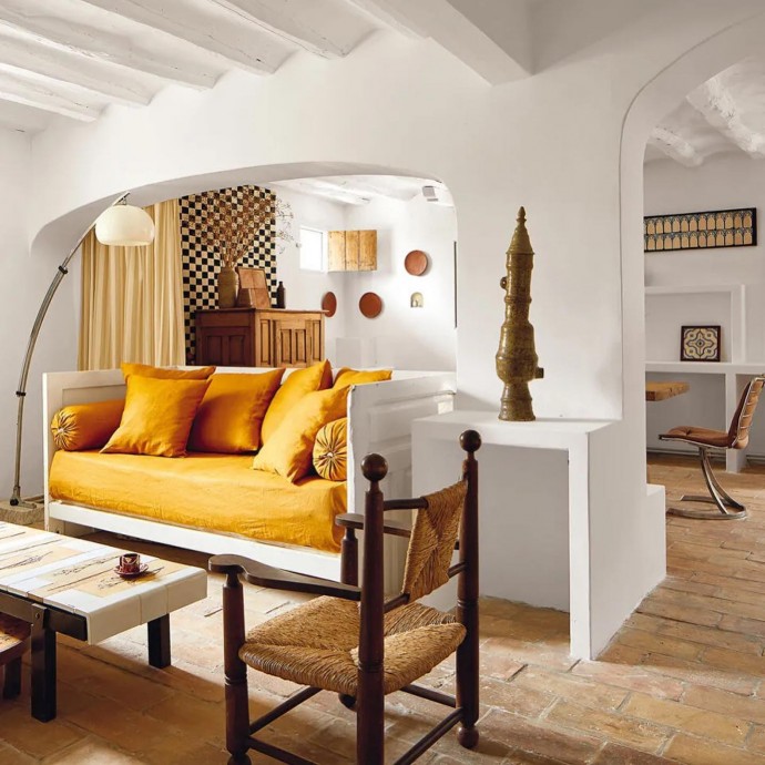 Дизайнерский дом в крошечном городке Сорцано в винодельческом регионе Риоха, Испания