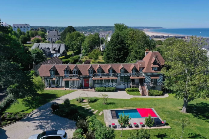 Гостиница Villa du Parc Trouville в Трувиль-сюр-Мер, Нормандия, Франция
