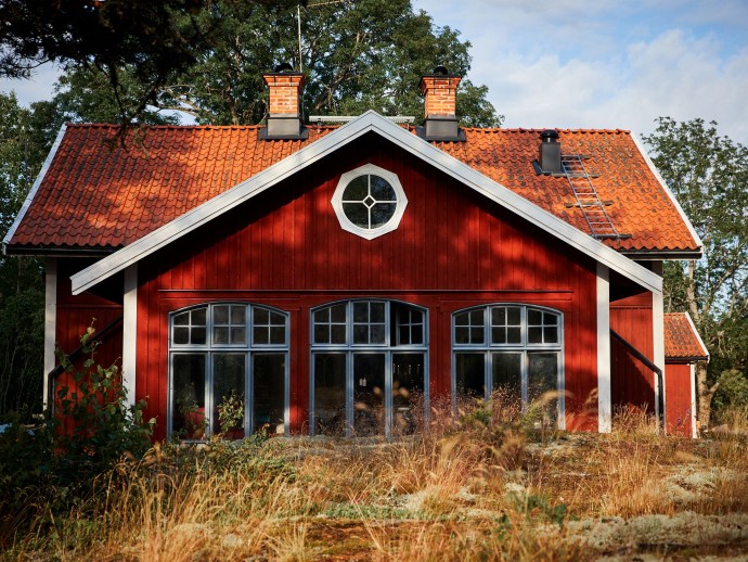 Фермерский и гостевой дома 1850-х годов постройки в Швеции