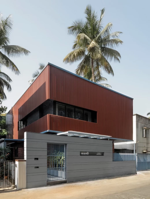 Обновлённый 40-летний дом в Пуне, Индия