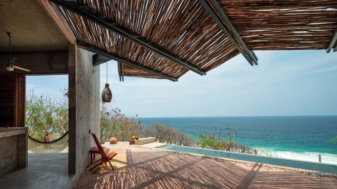 Дом для отдыха на берегу океана в Мексике
