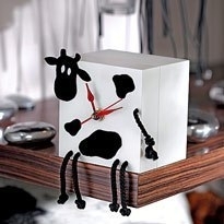 Часы Корова в кубе