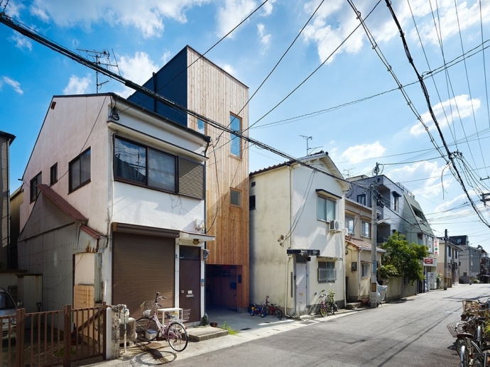 Компактный деревянный дом в Японии