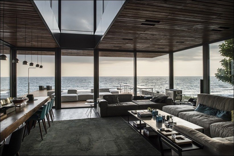 Просторный, современный оазис Oceanfront в Ливане Просторный, современный оазис Oceanfront в Ливане