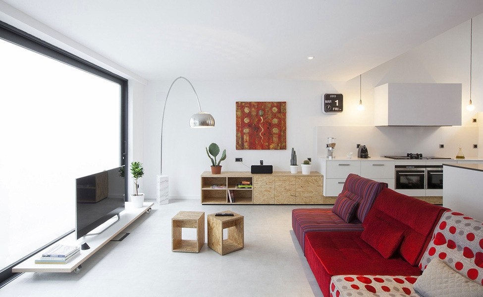 Дом в историческом здании склада в Испании