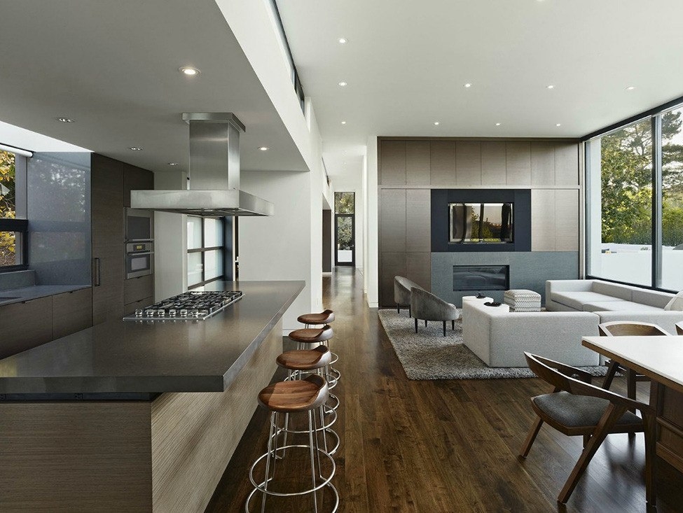 Соврменный особняк в американском штате Орегон Соврменный особняк в американском штате Орегон