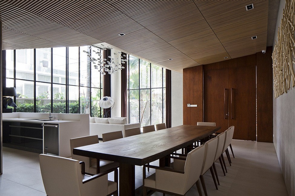 Дом с бассейном на крыше в Хошимине Дом с бассейном на крыше в Хошимине