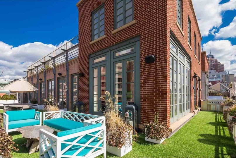 Уличный пентхаус в Нью-Йорке Уличный пентхаус в Нью-Йорке