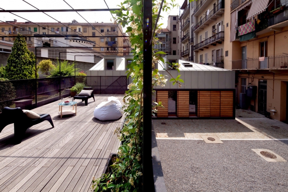 Деревянные поверхности в современном интерьере лофта в Италии Деревянные поверхности в современном интерьере лофта в Италии