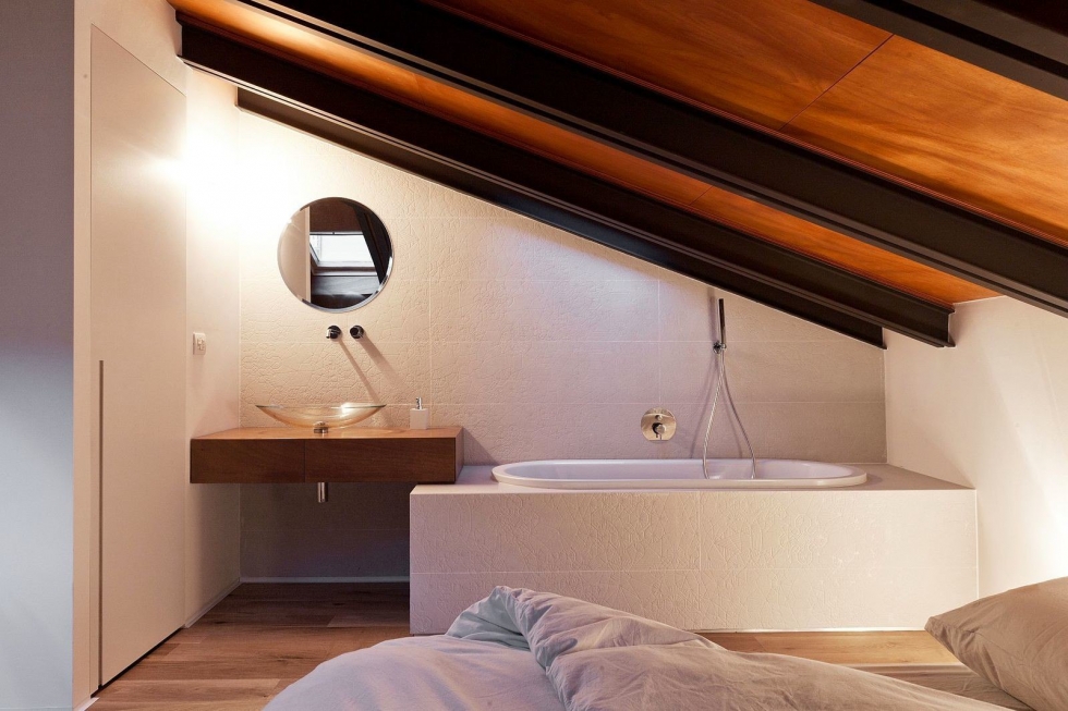 Деревянные поверхности в современном интерьере лофта в Италии Деревянные поверхности в современном интерьере лофта в Италии