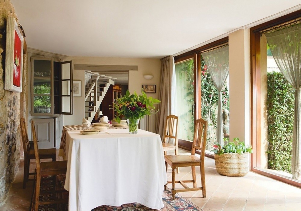 Уютный дом в жаркой стране.