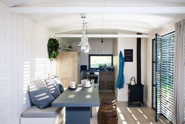 Такой вот мини-домик, в который все помещается Такой вот мини-домик, в который все помещается