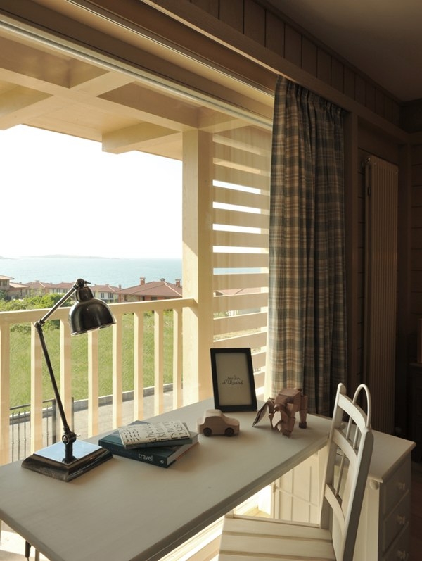 Дом на берегу Черного моря