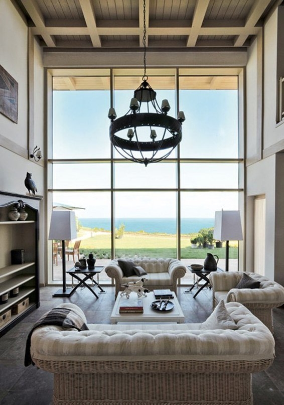 Дом на берегу Черного моря