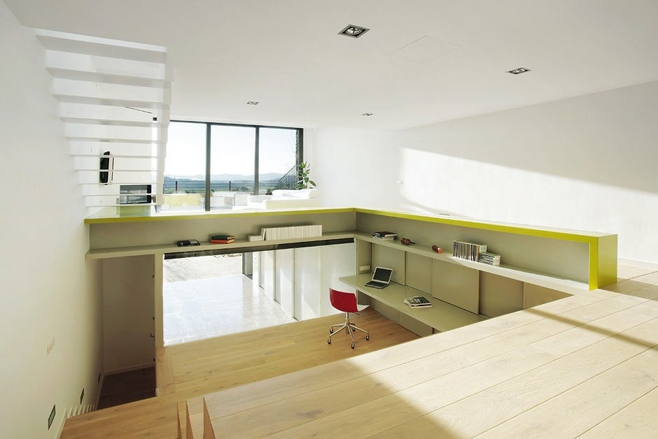  Step House — многоступенчатый особняк