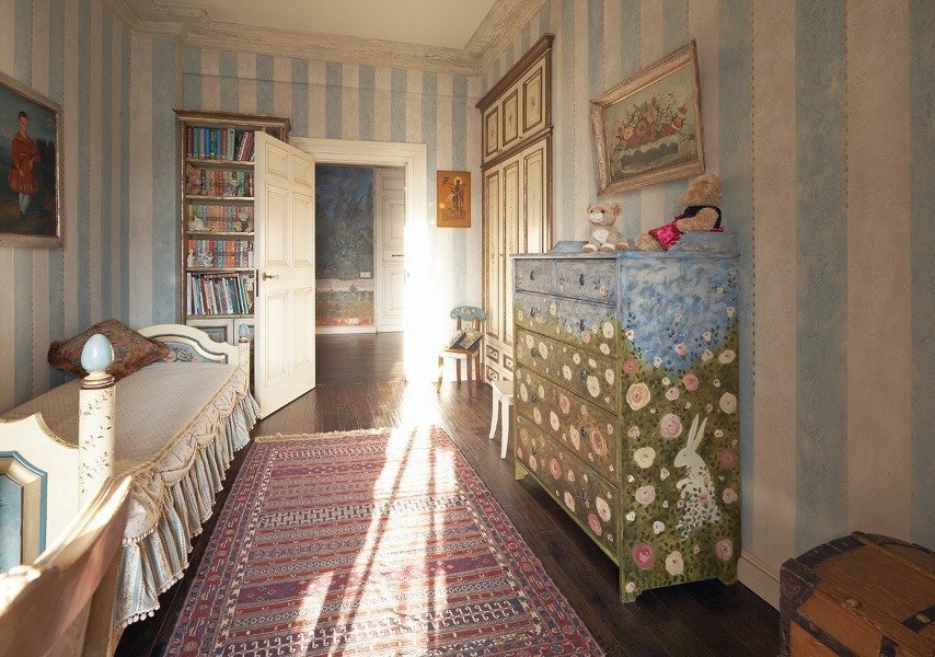 Детская комната в стиле русской дворянской усадьбы