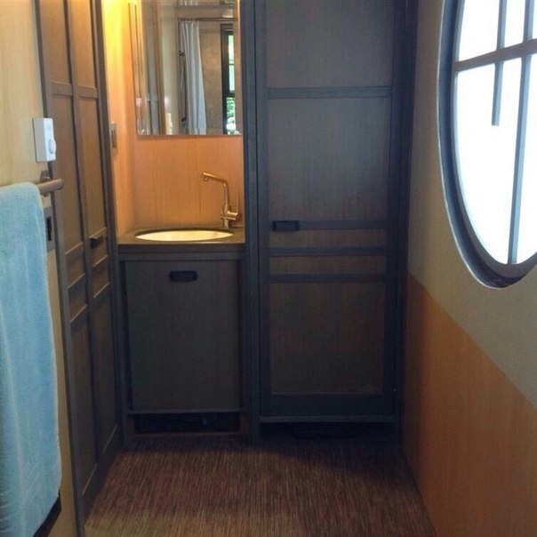 Площадь этого дома всего 18 м², но только взгляните, что там внутри!