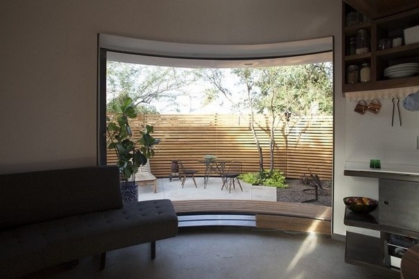 Компактный домик-цилиндр площадью вceго 31 кв. мeтр