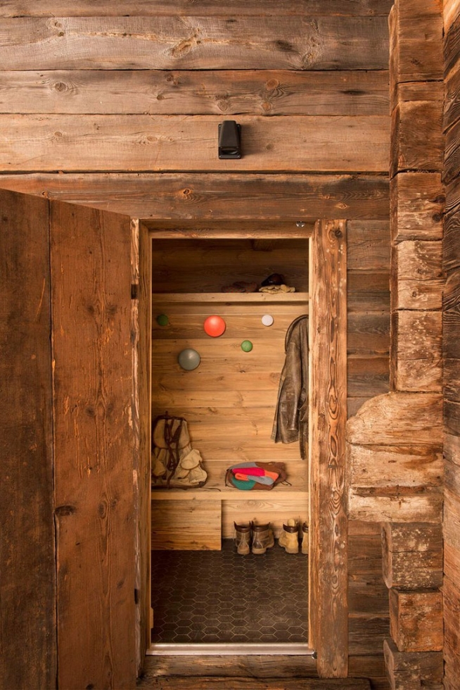 Прекрасное альпийское шале дизайнера в дали от популярных курортов