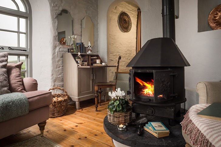 Потрясающий дом на месте старой часовни у моря в Англии Потрясающий дом на месте старой часовни у моря в Англии