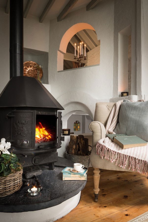 Потрясающий дом на месте старой часовни у моря в Англии Потрясающий дом на месте старой часовни у моря в Англии