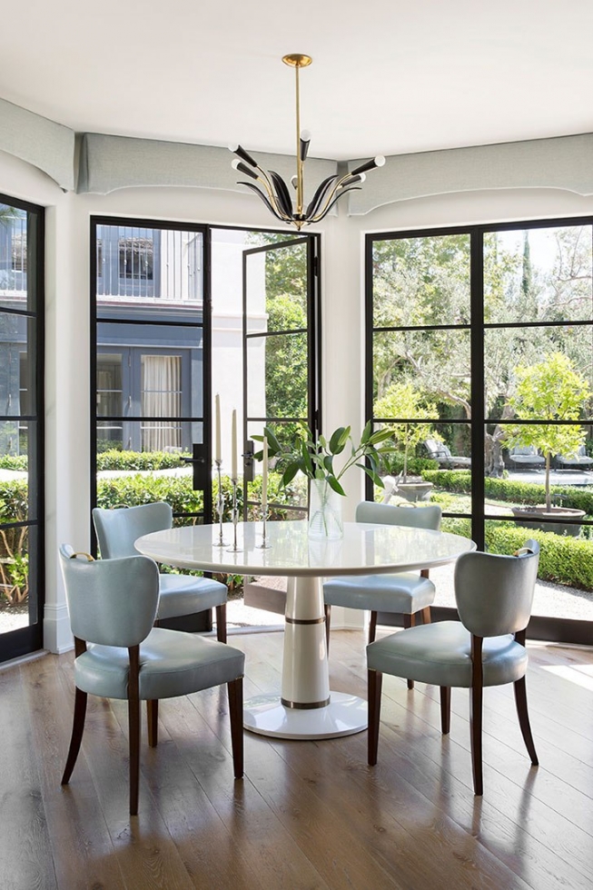 Дом в Лос-Анджелесе, вдохновленный архитектурой старой Европы Дом в Лос-Анджелесе, вдохновленный архитектурой старой Европы